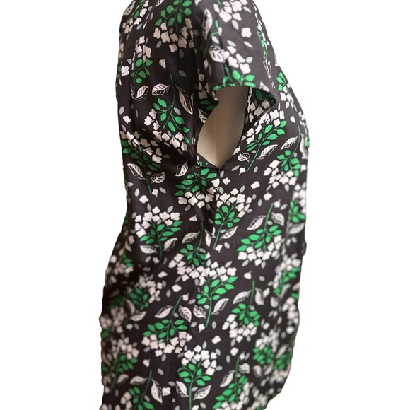 Boden silk blend floral, romantic, business casual, preppy, coastal core shirt - Picture 4 of 11